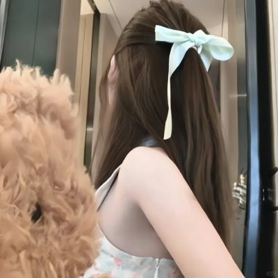 花落水流红